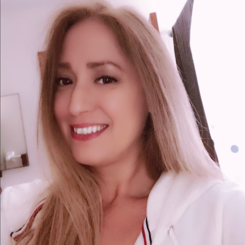 Meet your Posher, Stephanie